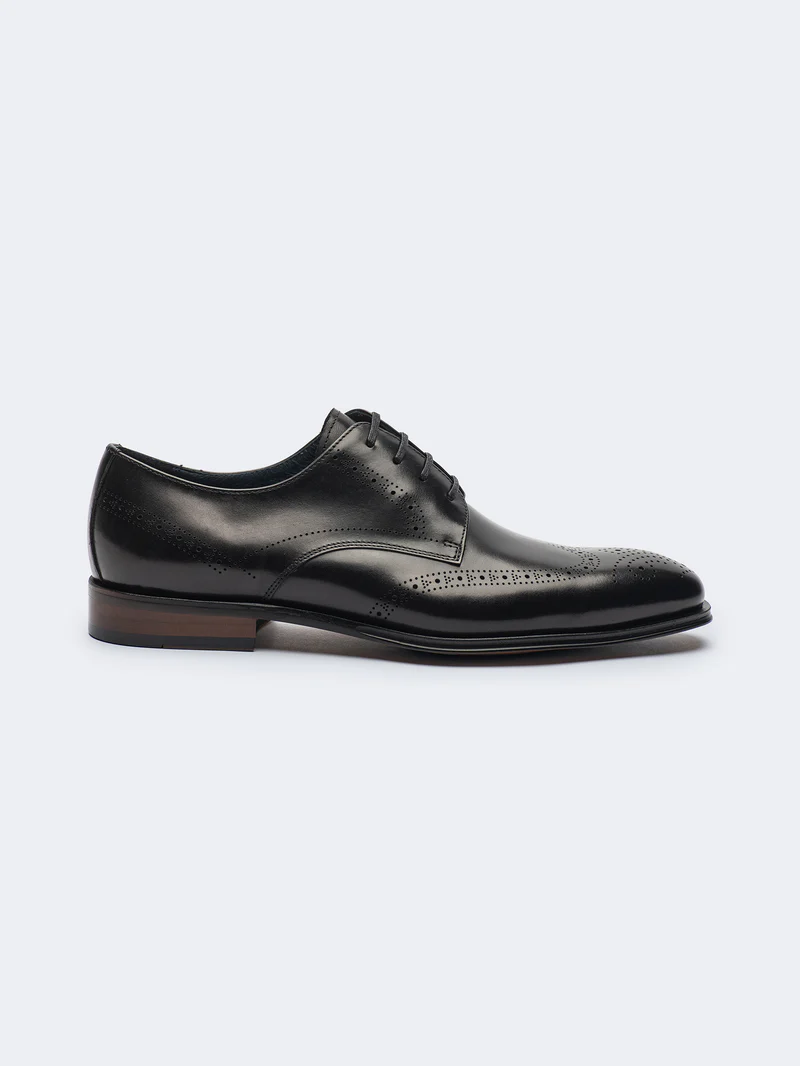 BLACK - WINGTIP SHOE